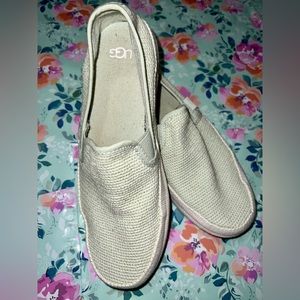 Ugg Womens size 7.5.